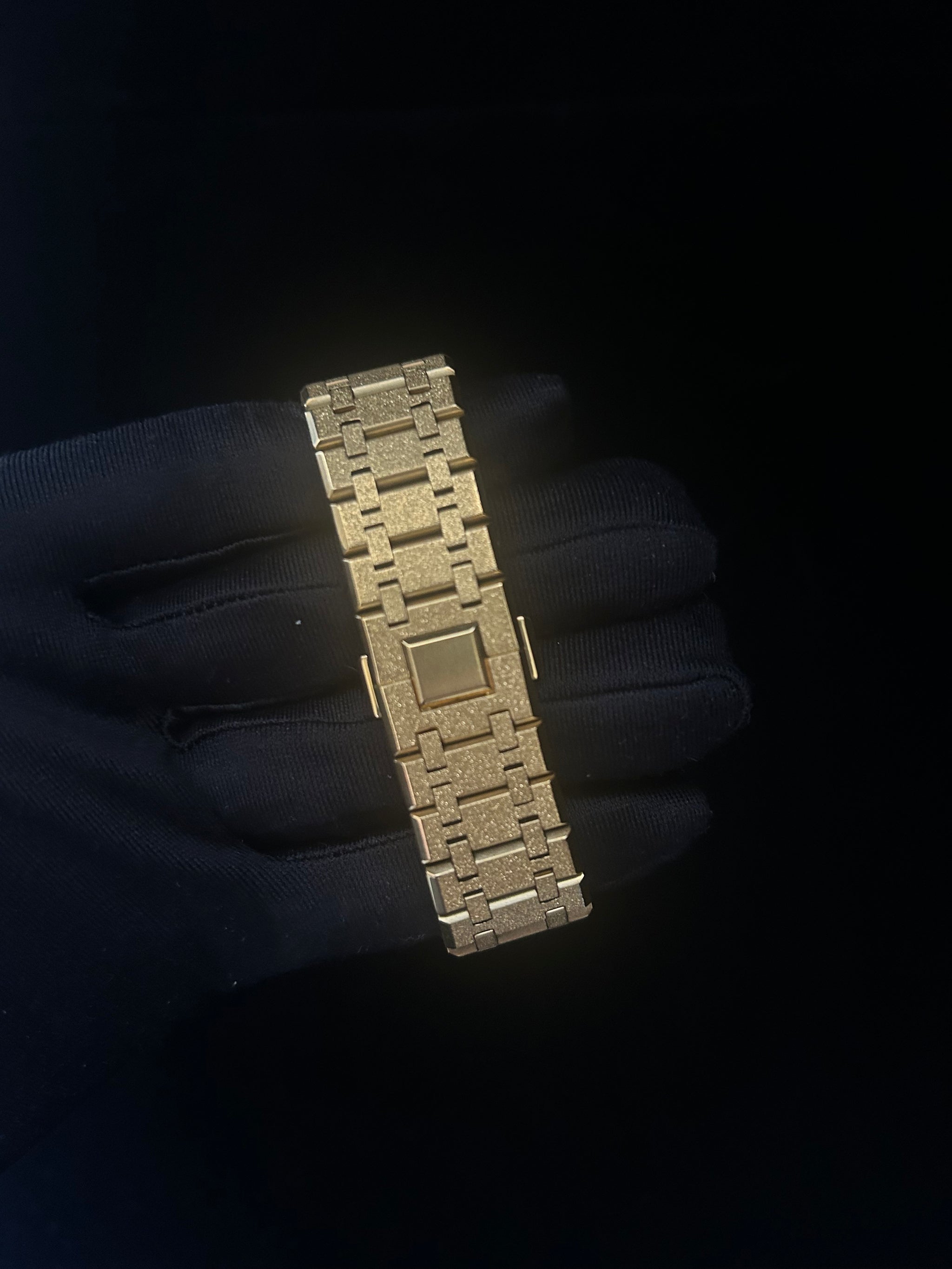 1 of 1 Frosted Gold