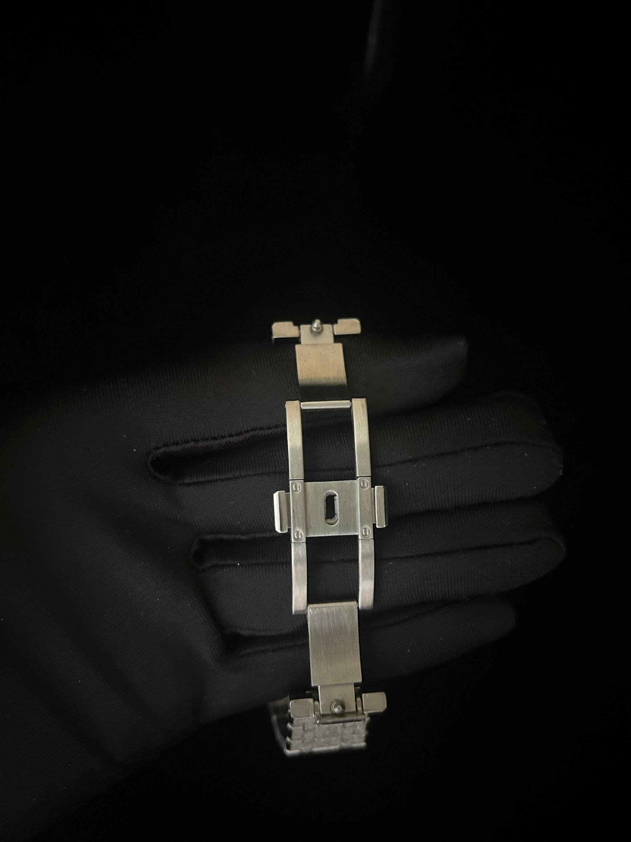 frosted steel bracelet clasp
